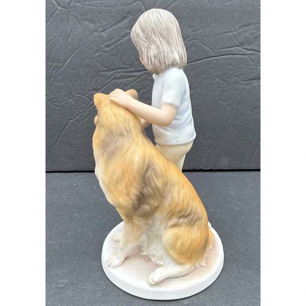 Vintage 1984 France's Hook Good‎ Doggie Figurine Ceramic Dog Numbered Signed